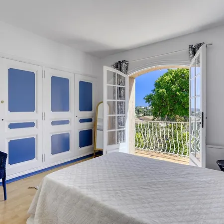 Charmante 4 Etoiles Avec Piscine * Cavalaire-sur-Mer
