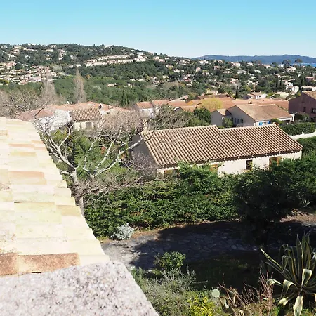 Charmante 4 Etoiles Avec Piscine Hotell